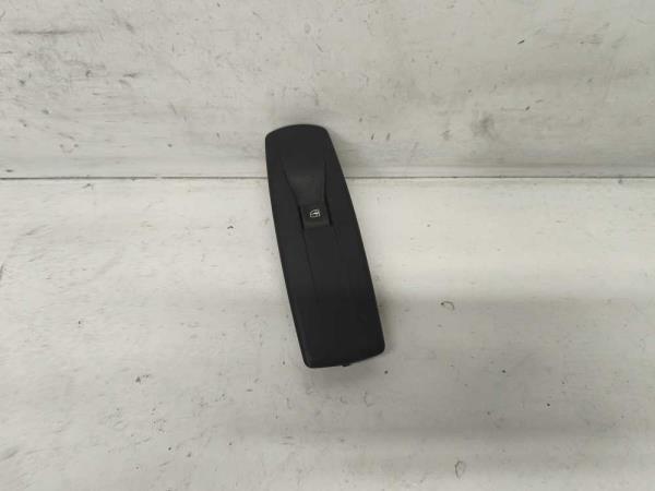 BOUTON LEVE VITRE RENAULT - Vue 1